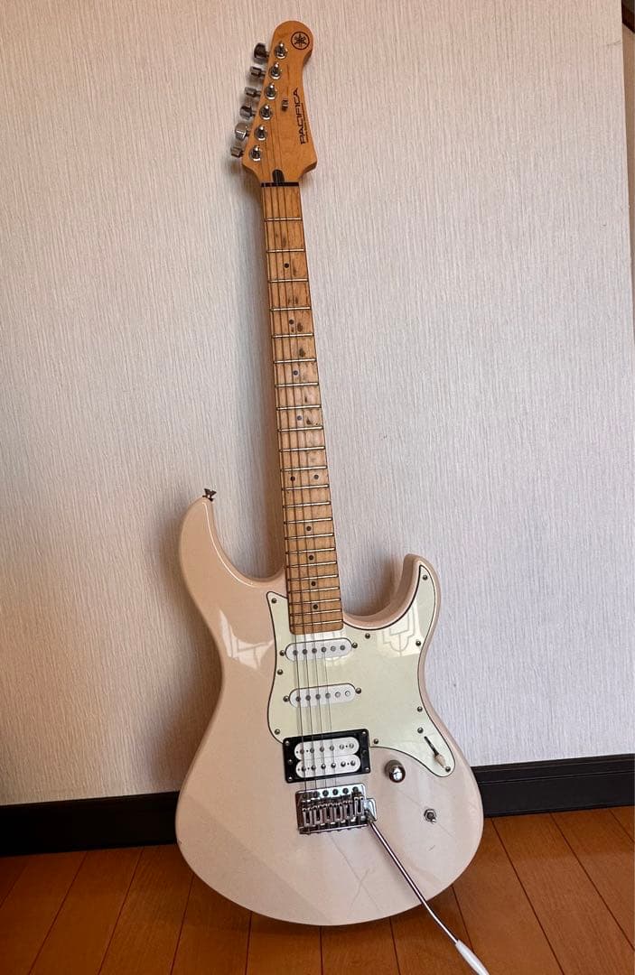 Yamaha PACIFICA ホワイト エレキギター　PAC112VM