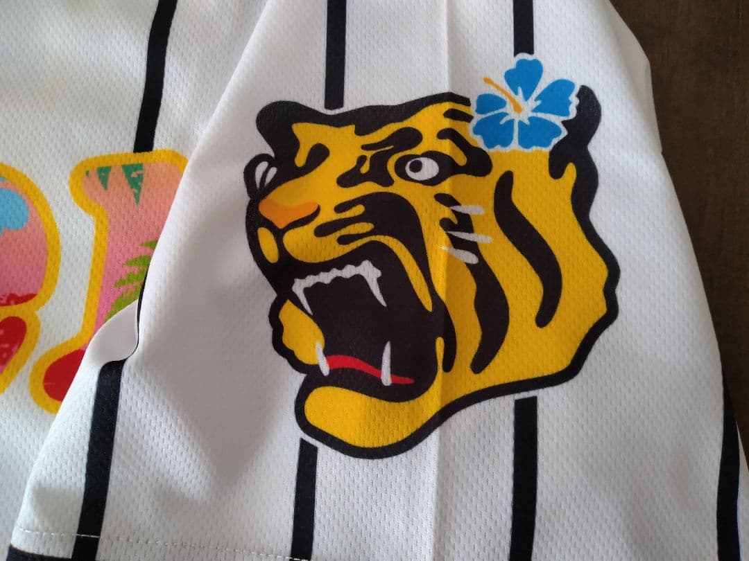 阪神タイガースユニホーム　近本光司