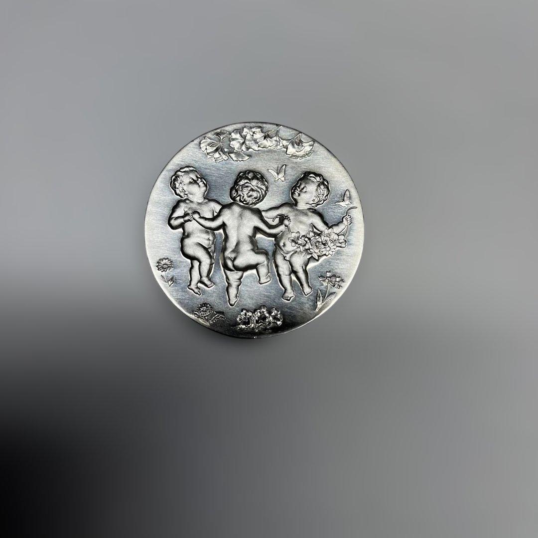 記念メダル４種各２個、合計８個