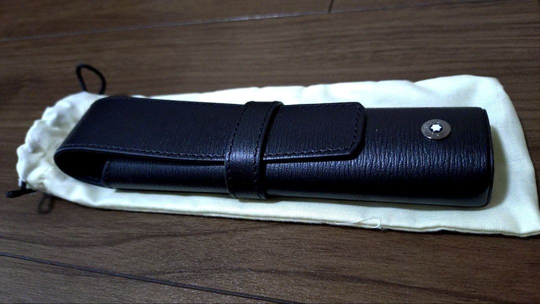 MONTBLANC モンブラ レザーペンケース 1本用　ブラック 114700