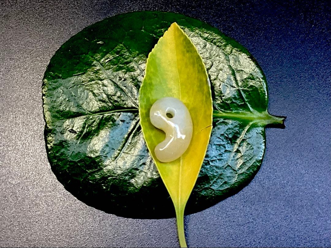 ✳一番数少ない【黄色】　半額以下の9800円　鑑別書無しの安価卸し‼️　本物保証‼️