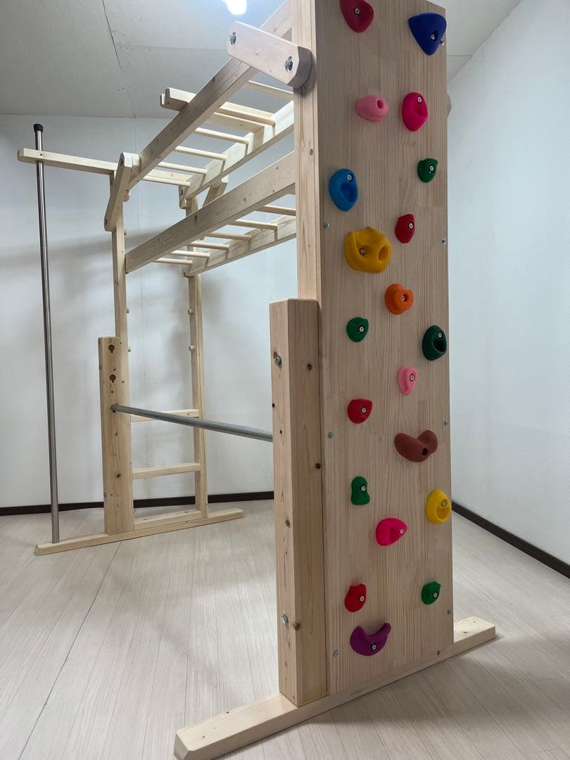 Mom様 完成写真　うんていタイプA ボルダリング　鉄棒　登り棒　上の板