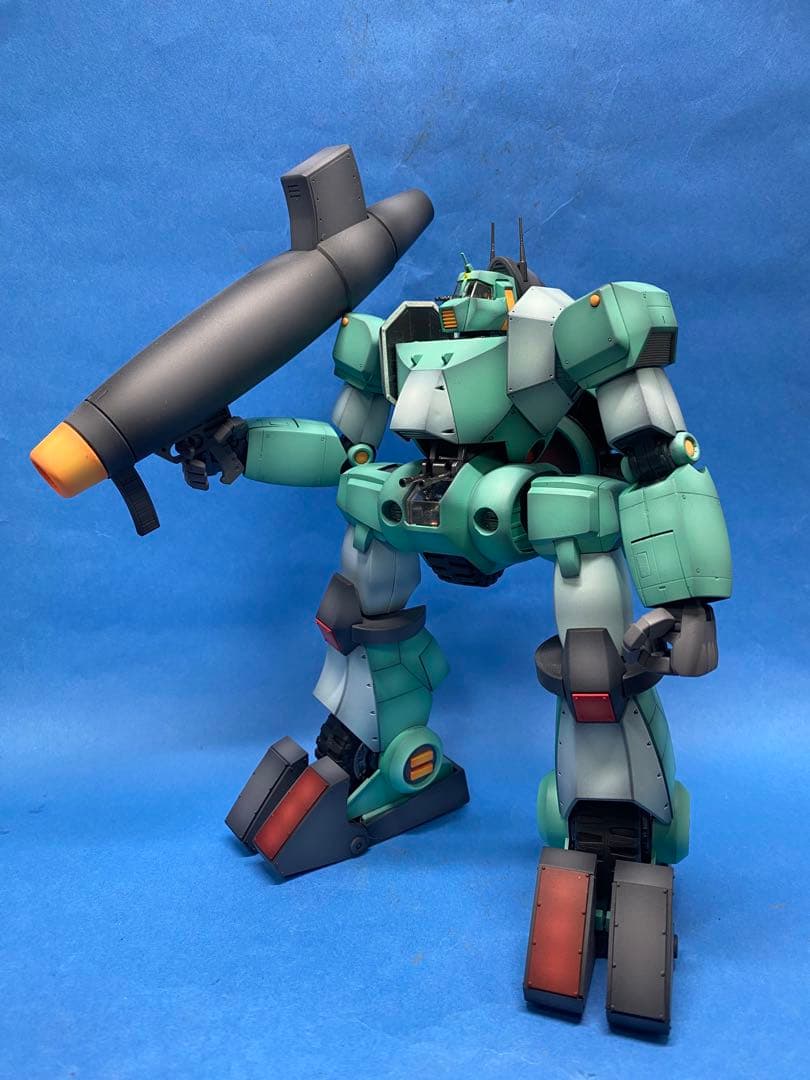 バンダイ　R3 ウォーカーギャリア　プラモデル完成品