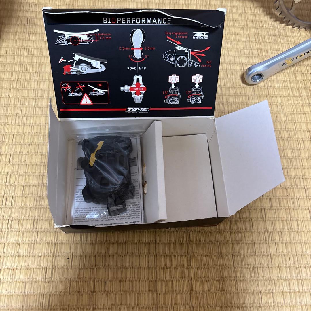 ⭐️新春値引【美品】Kalavinka ピストフレーム ホワイト/ピンク