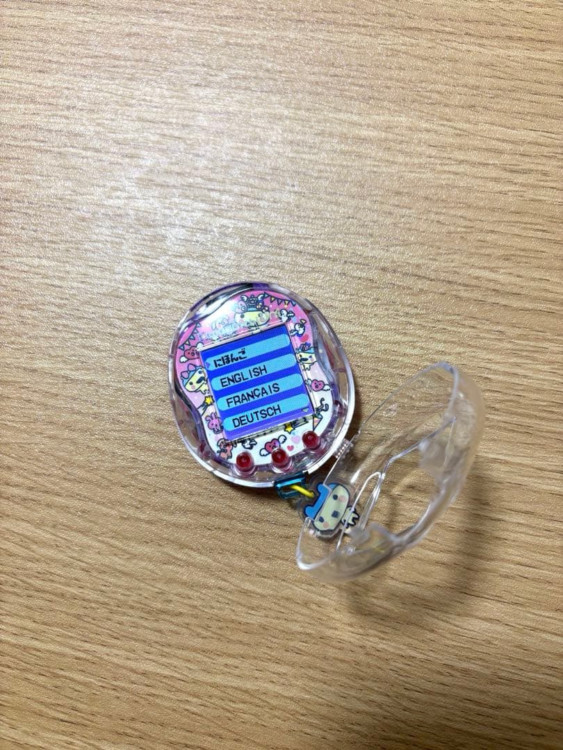 【ほぼ未使用】たまごっちユニ　カスタム　ケース、たまバース付き