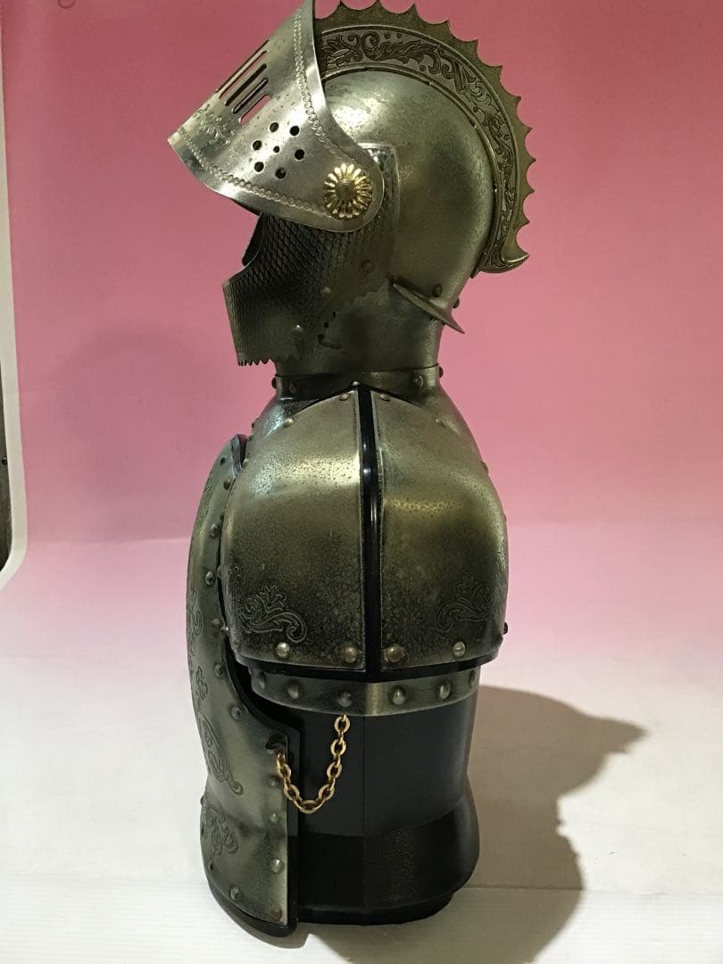 レア ニッカウヰスキー￼ 甲冑騎士、ウイスキーグラスボトル ￼￼