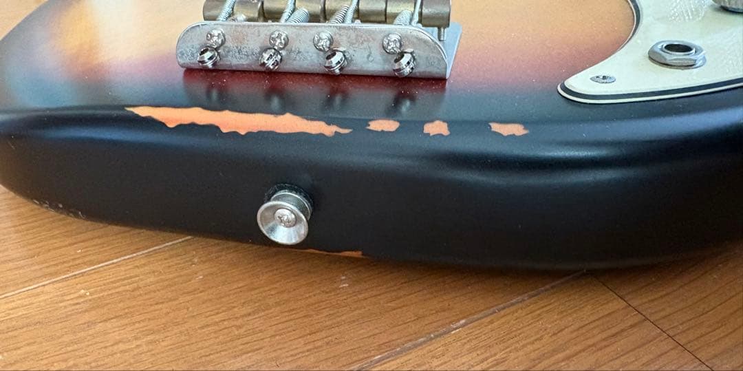 Vintage ICON Series V4 レリック使用