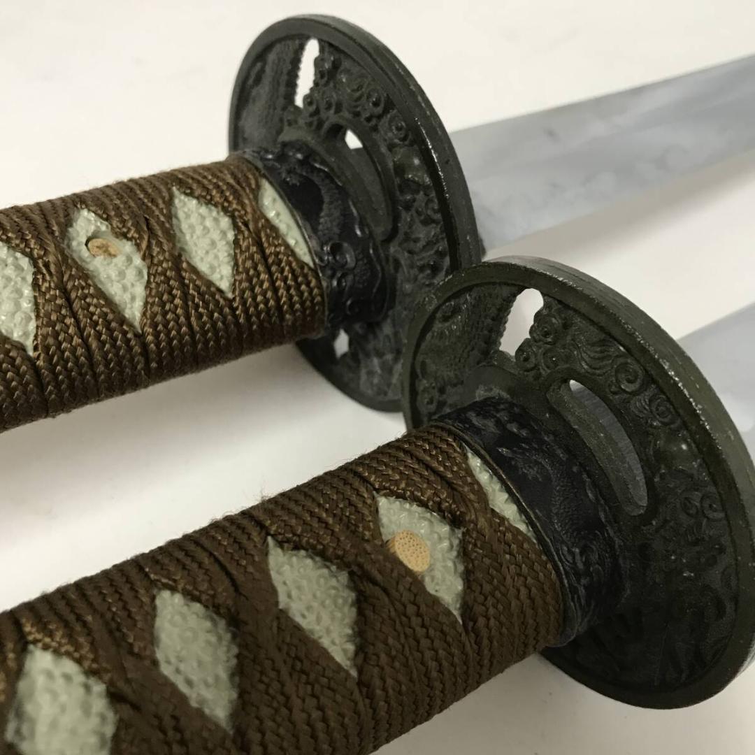 時代物 刀 日本刀 模造刀 大小一組 全長約100/66㎝ 龍目貫 玉龍模様鍔