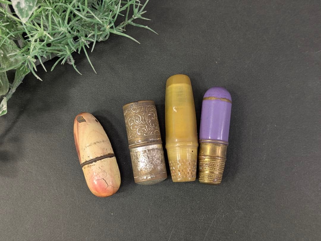 イギリス アンティーク 携帯用 ソーイングセット 4点セット