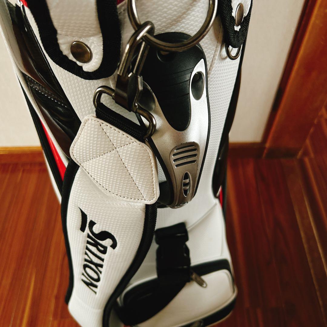 【美品✨早い者勝ち】人気モデル✨2024年スリクソン　キャディバッグ✨