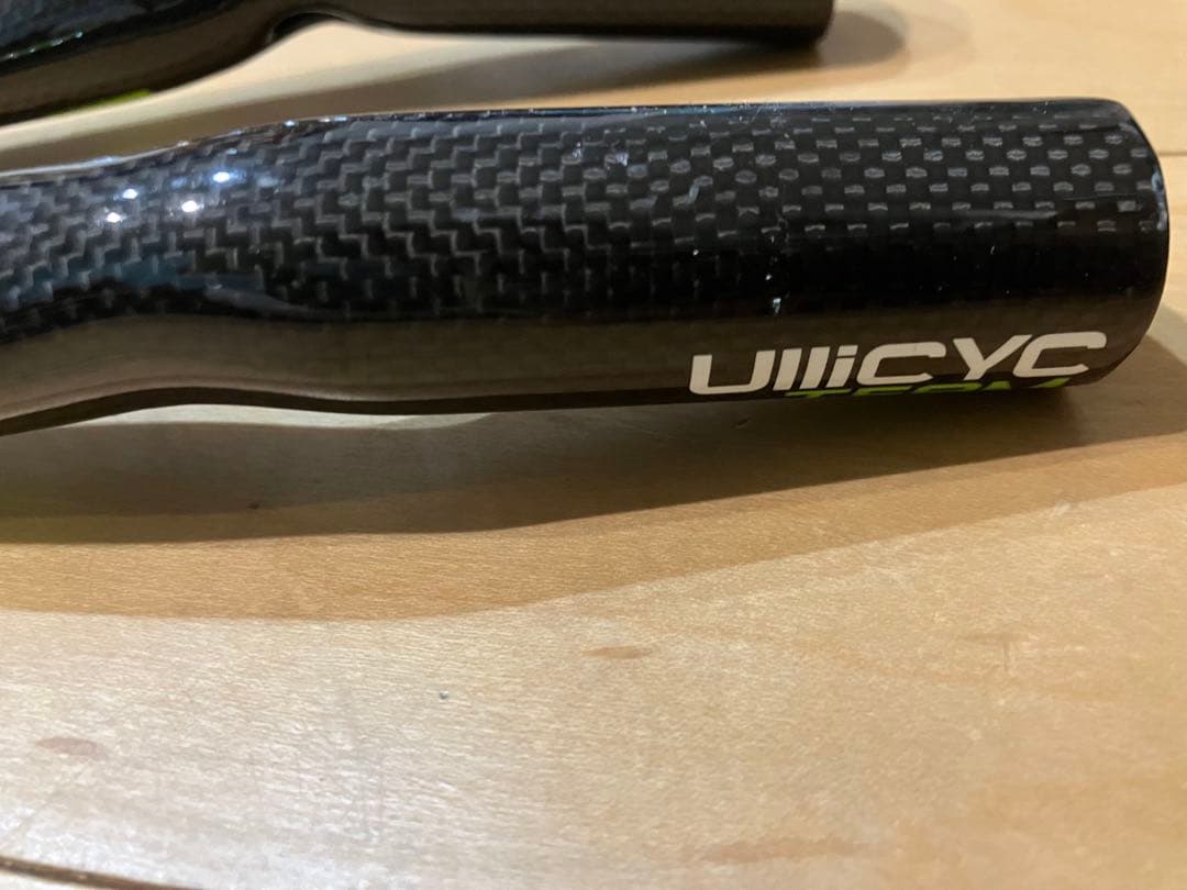 カーボン　エアロ TTタイプブルホーン　レストハンドルバー