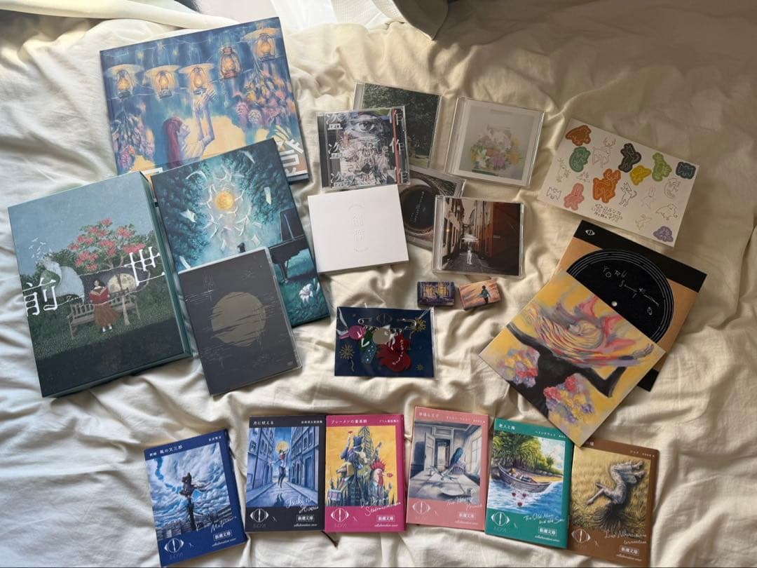 ヨルシカグッズまとめ売り 50000円