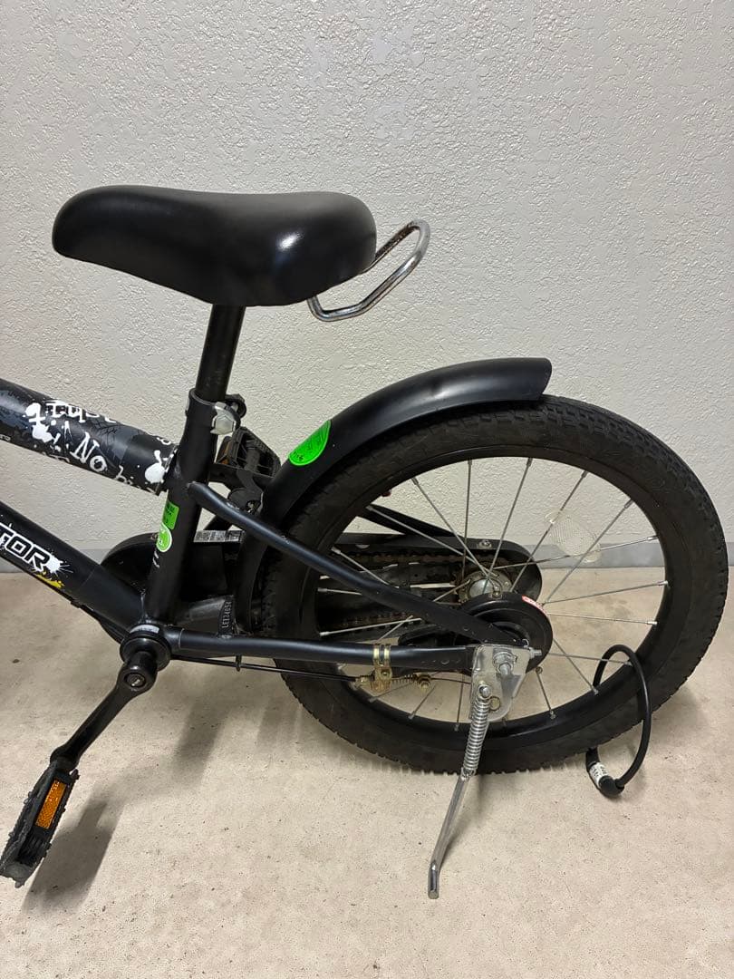 子供用自転車 18インチ 黒 補助輪付き53cmヘルメット付き広島市引渡し限定