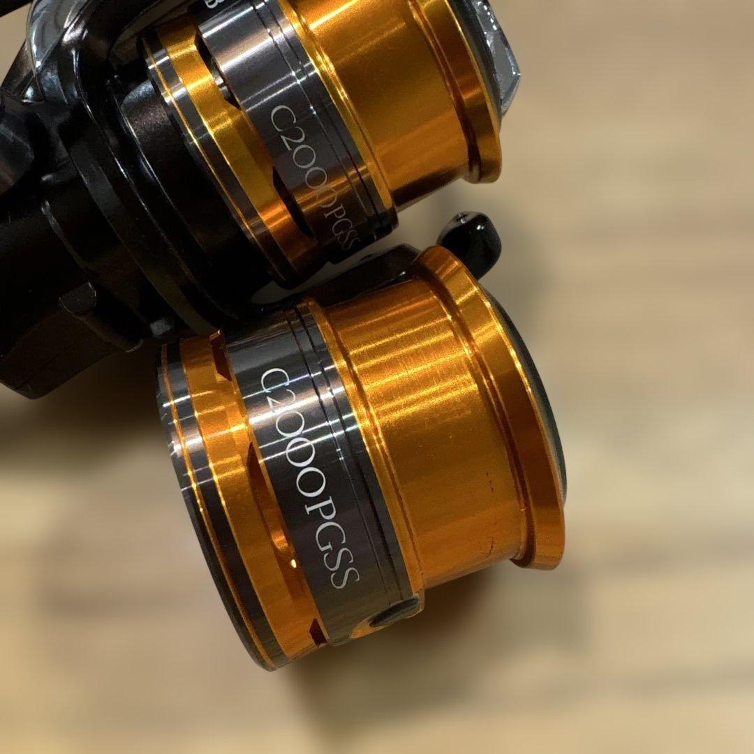 シマノ　13ソアレ C2000PGSS スプール付き