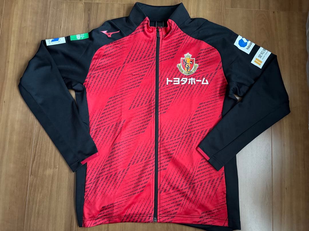 名古屋グランパストレーニングウェア