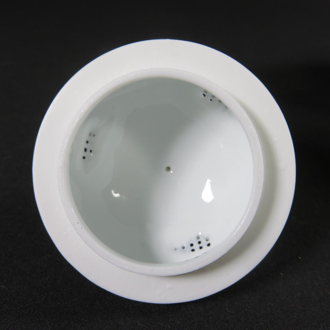 白磁 香炉 獅子 新品 双耳 草文様 三つ足 在銘