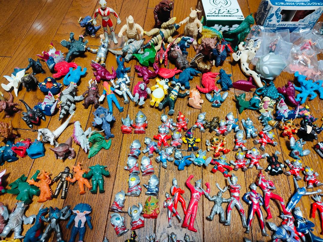 ウルトラマン 怪獣 ソフビ ガン消し 仮面ライダー フィギュア まとめ 大量