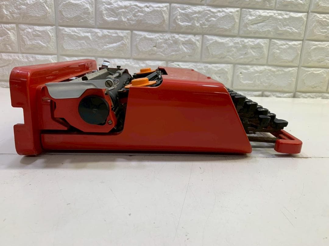 272Z 限定品ビンテージ Olivetti Valentine 赤いバケツ