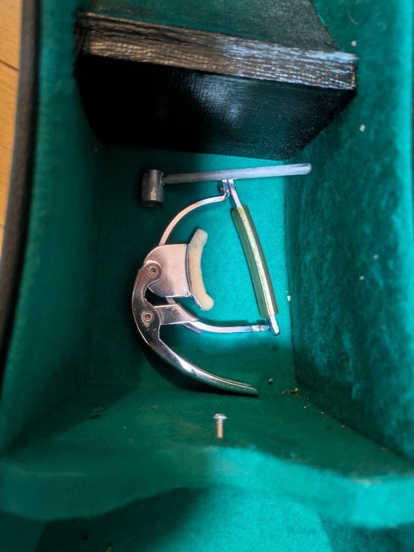 ハードケース付き★YAMAHA　FG-140アコースティックギター　ヤマハ