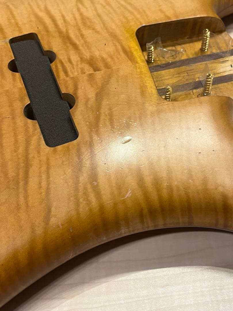 Warwick JAZZ MAN5st ボディ