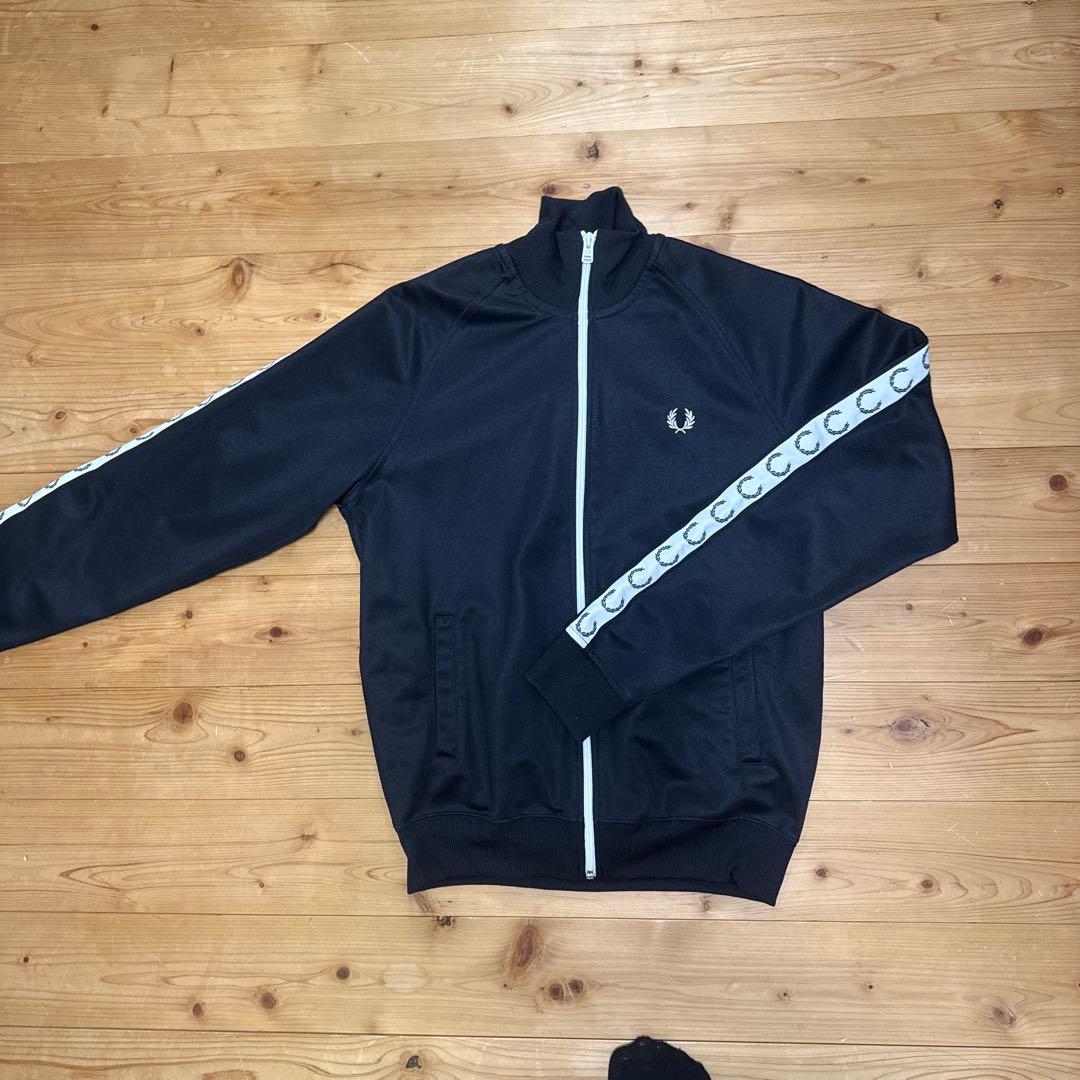 FRED PERRY トラックジャケット 黒 S ローレルテープ