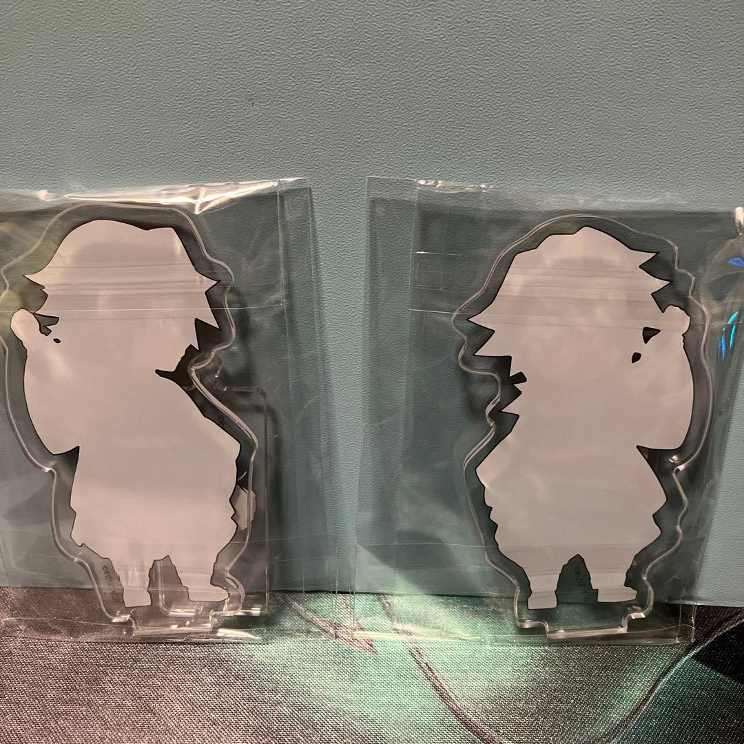 繋がるアクリルスタンド　冨岡義勇