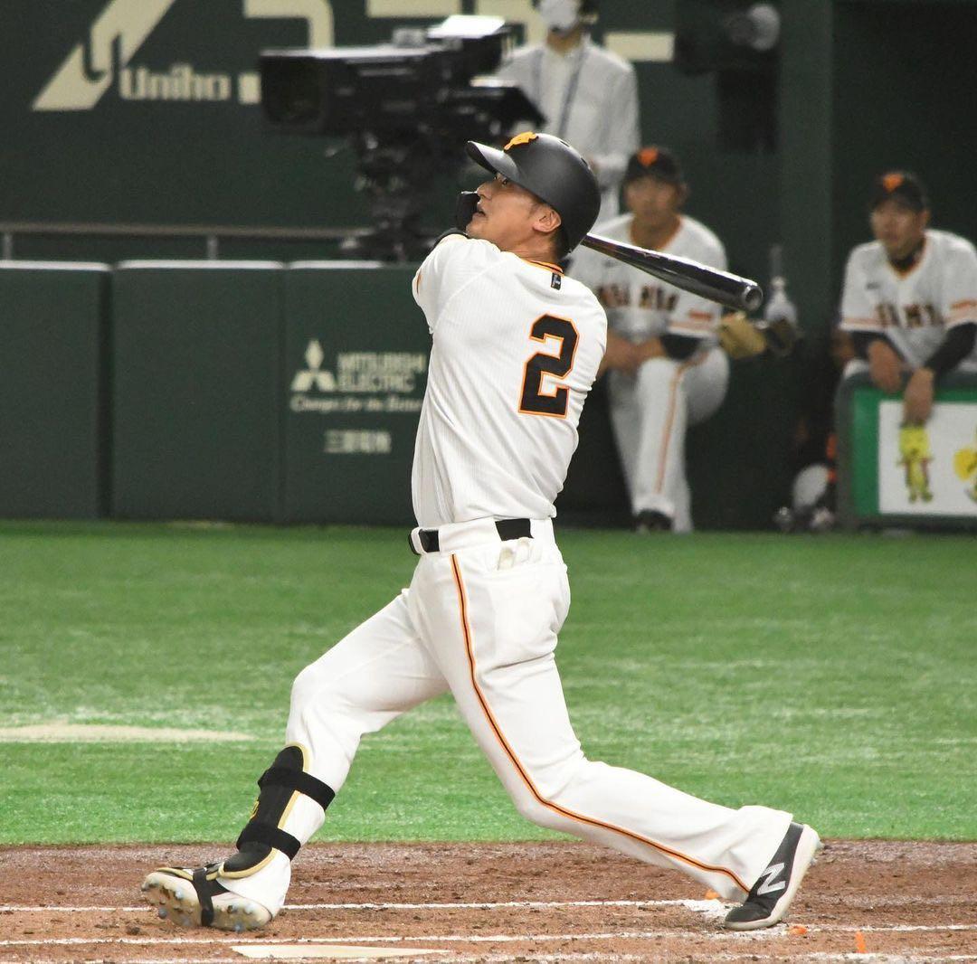 ニューバランス ポイントスパイク FuelCell COMP V3