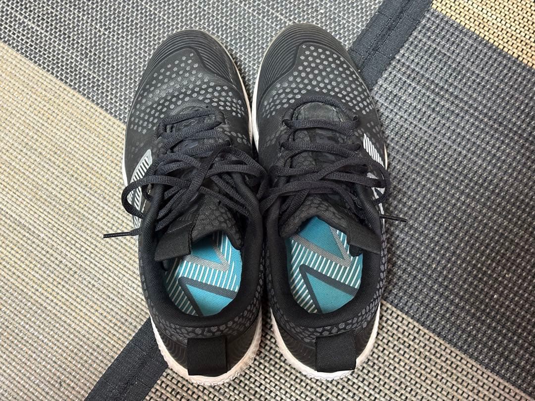 ニューバランス ポイントスパイク FuelCell COMP V3