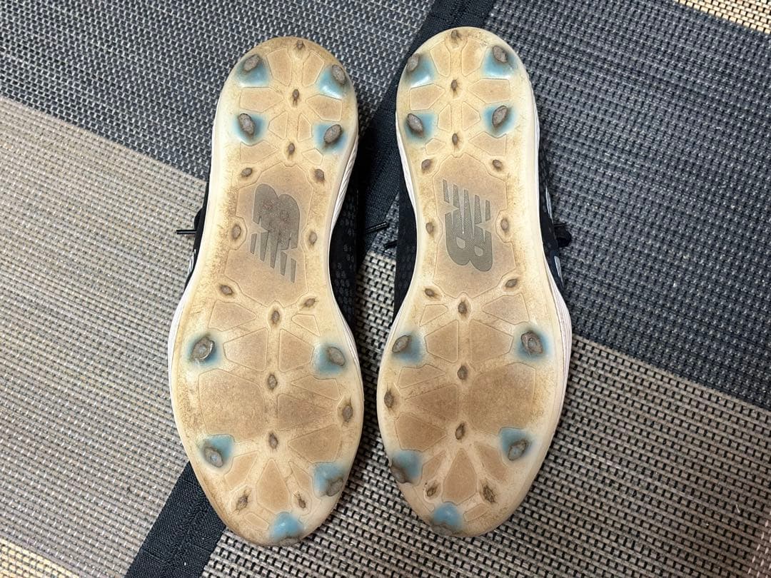 ニューバランス ポイントスパイク FuelCell COMP V3