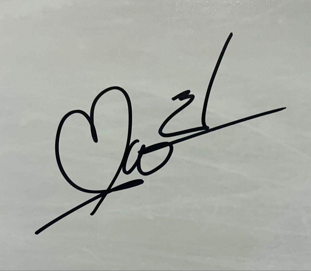 島田麻央 直筆サイン付き写真 世界女王 女子フィギュアスケート　証明書付 1枚