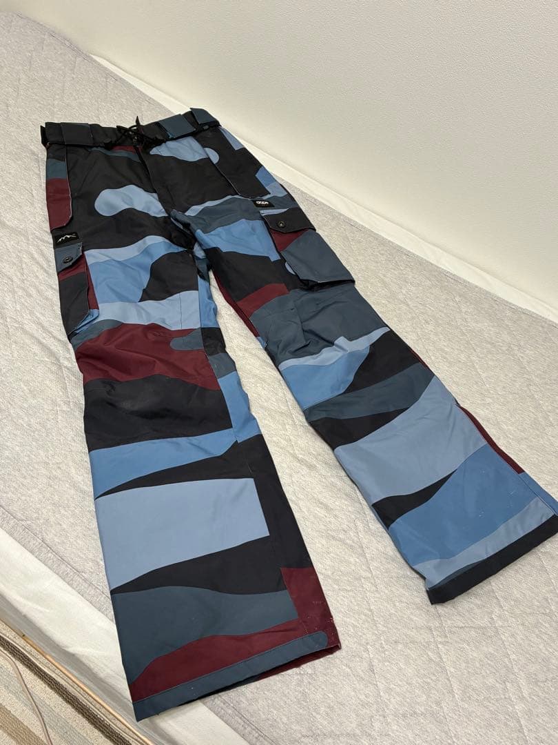 スノーボードウエア  ドープ スキーウエア 迷彩 紺色