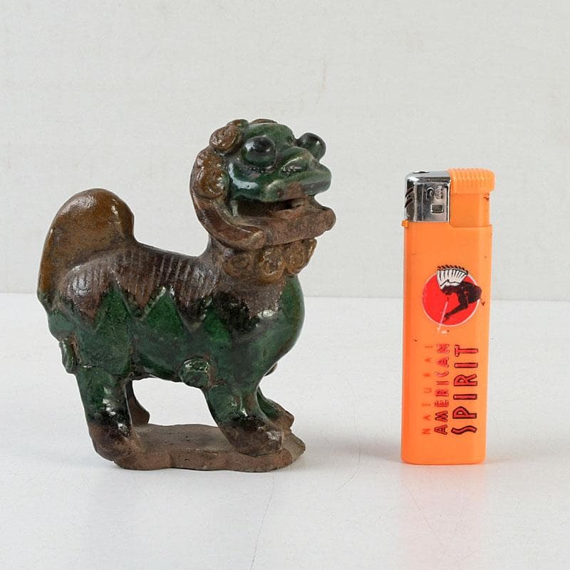 中国　緑釉　神獣　獅子　置物　時代箱　V　9600