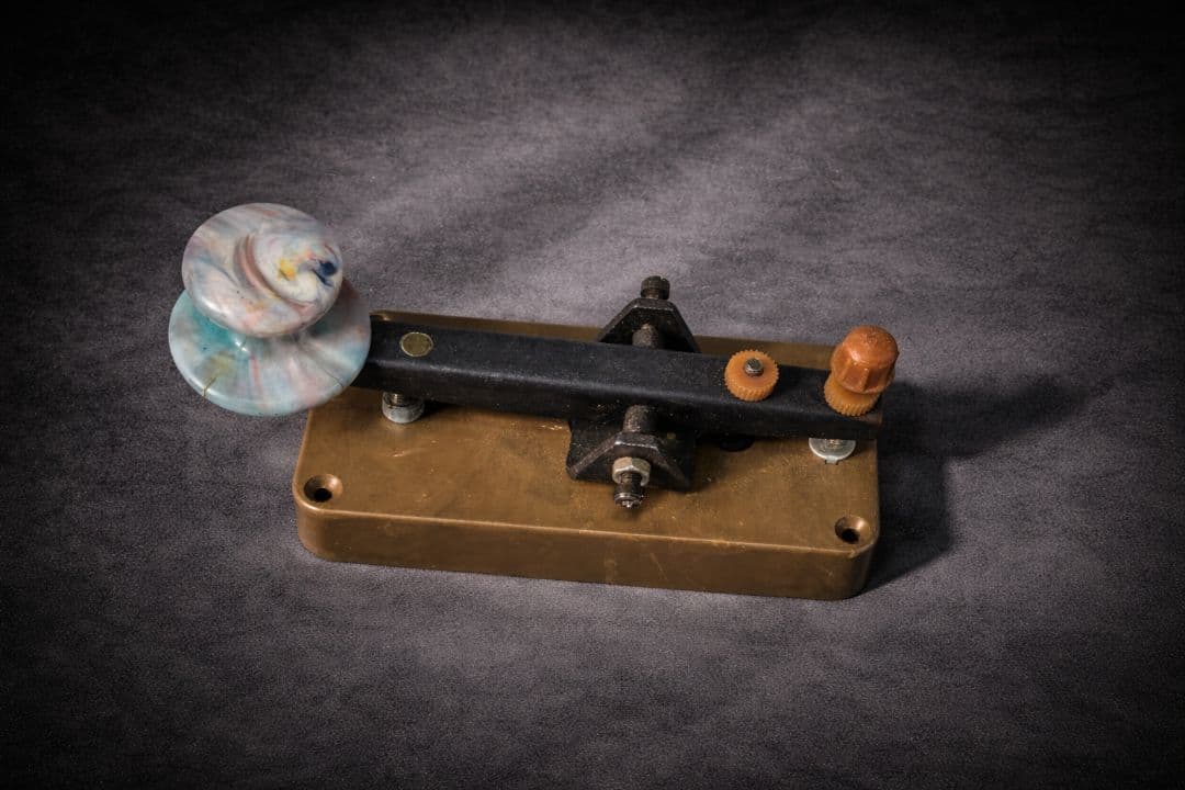 ソ連製 実物 モールス電鍵 電信通信用 冷戦期 通信機材