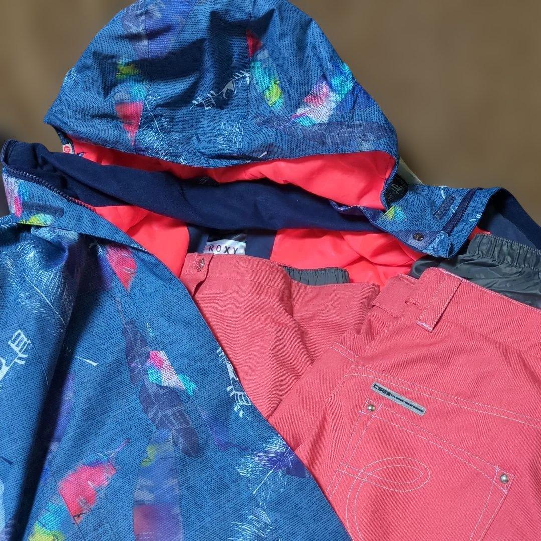 赤いスノーボードパンツ 女性用　　スキーウェアのセット