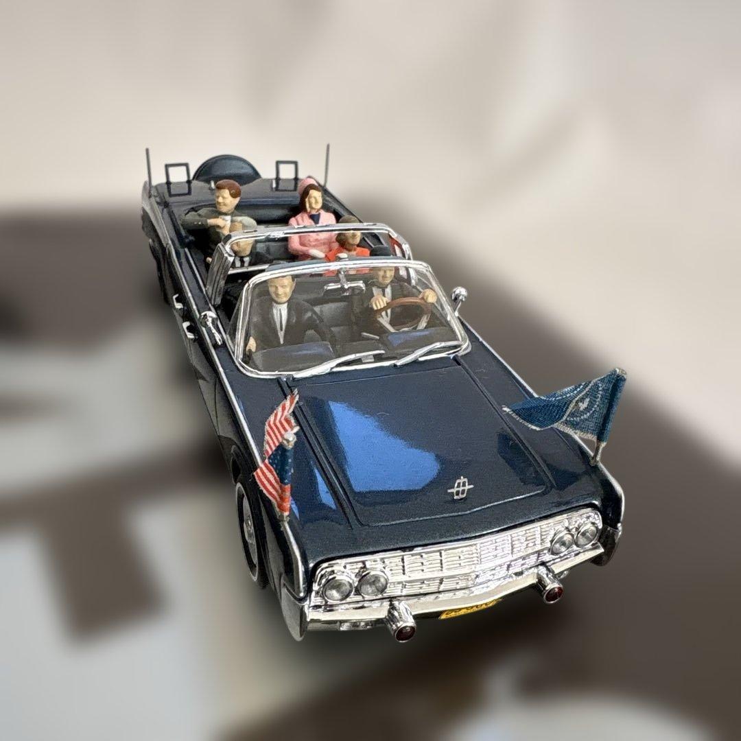 [入手困難]MINICHAMPS THE KENNEDY CAR