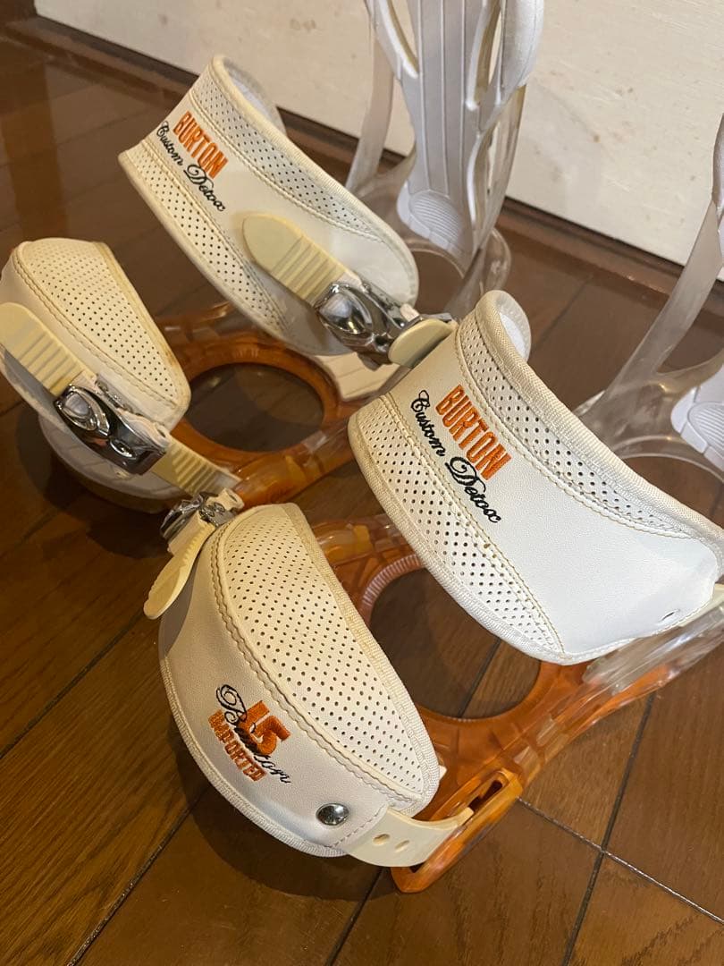 Burton Custom DXビンディング スケルトン Mサイズ