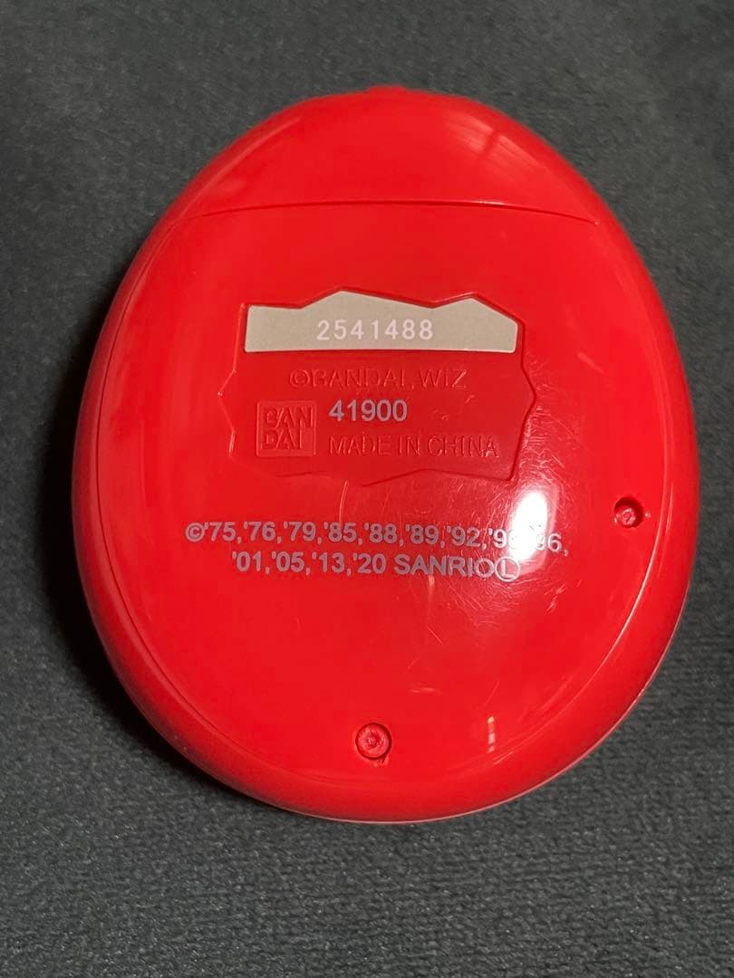 Tamagotchi Meets Sanrio Characters レッド