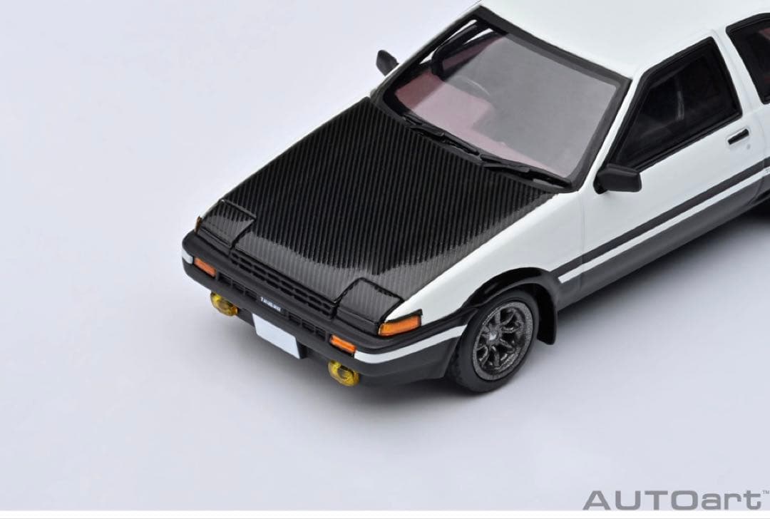 AUTO art頭文字D トレノAE86 ファイナルバージョン　1/64ミニカー