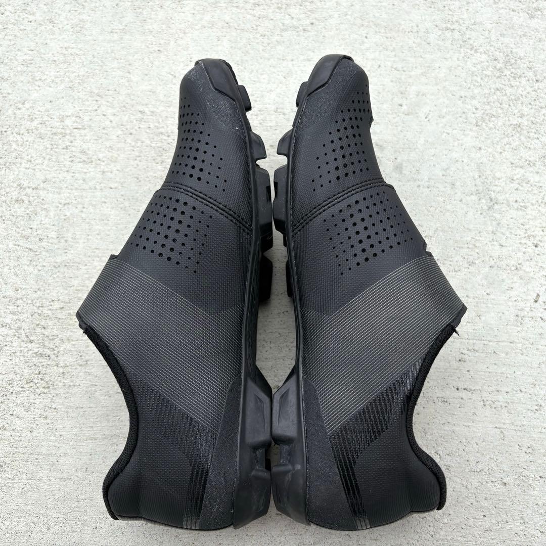 SHIMANO ロードバイクシューズ XC100 SPD 43.0(27.2)