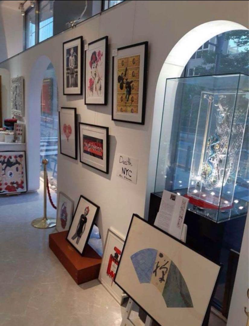 最新入荷限定品！正規品DEATHNYC 世界限定100枚 バンクシー カウズ