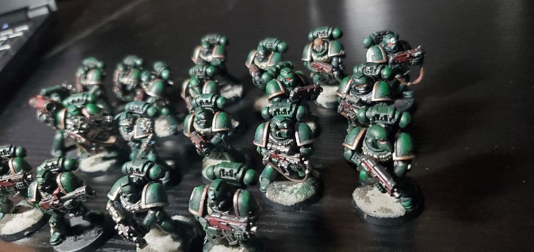ウォーハンマー40k スペースマリーン戦術部隊。ミニチュア20体