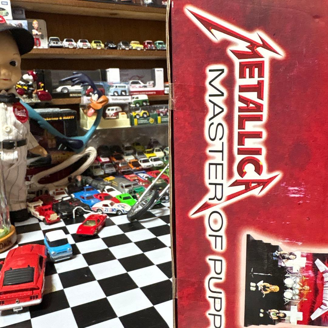 LLICA MASTER OF PUPPETS メタリカフィギュア