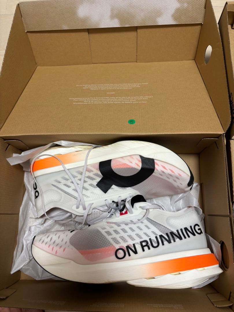 オン　クラウドブームストライク　27cm