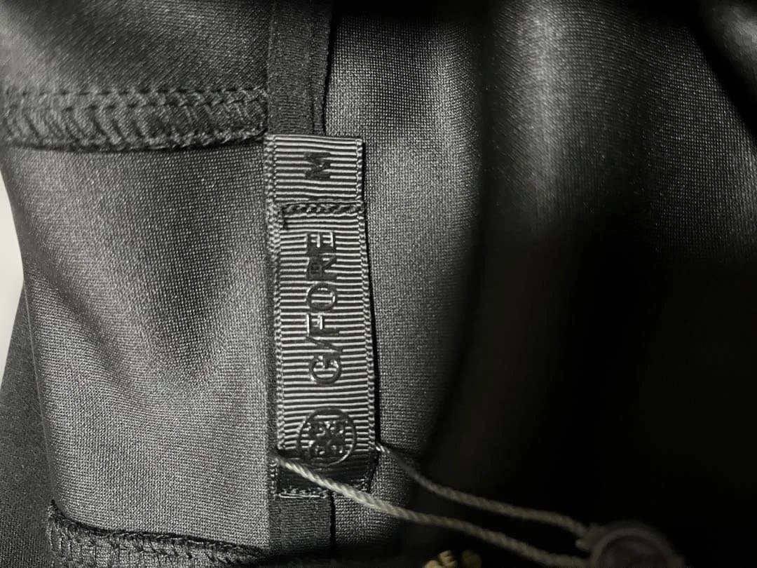 G/FORE ジーフォア パーカー 黒 金 ベアブリック風デザイン