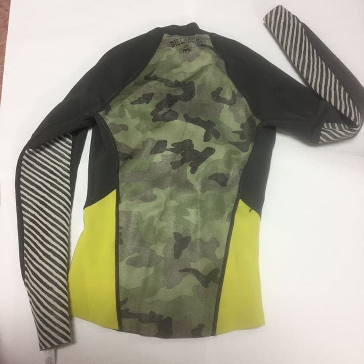 新品Billabong タッパー