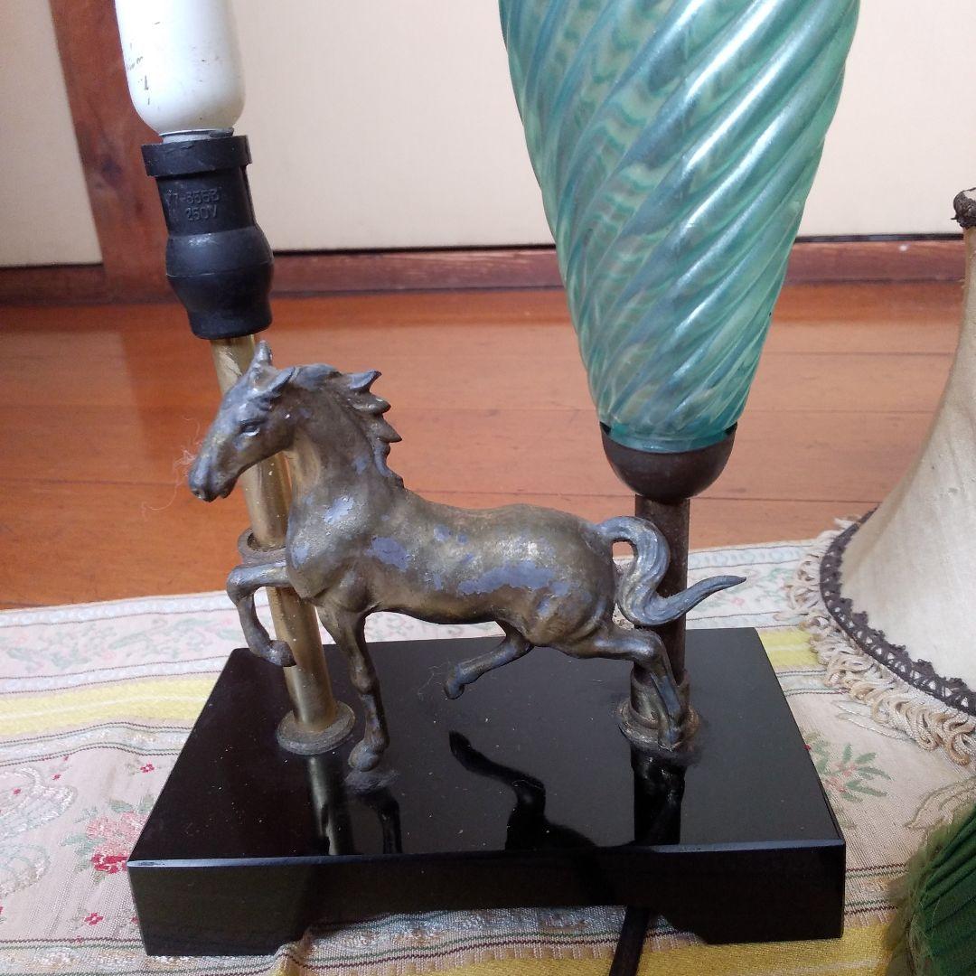レア-蔵出し昭和レトロ、馬の金属フィギュア付きアンティーク卓上ライト