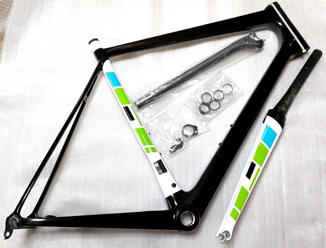 美品 超軽量 カーボンフレームセット ロードバイク 自転車 Lサイズ