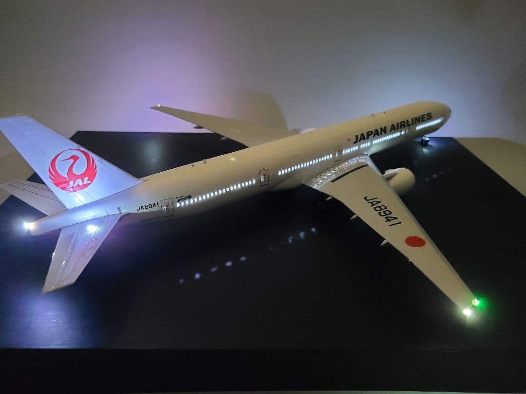 JAL ボーイング 777 - 300er LED仕様 完成品