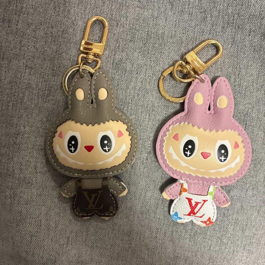 ウサギデザイン LVロゴ キーホルダー
