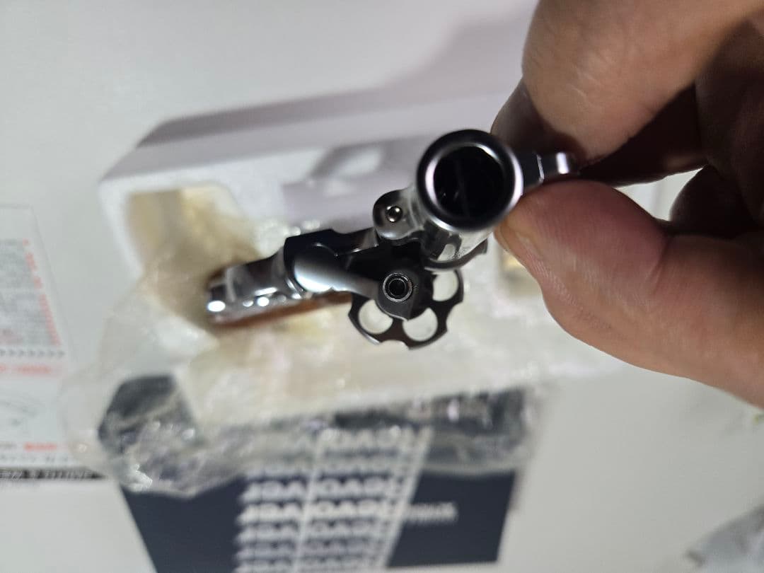 モデルガン S&W M60 .38スペシャル ３インチ ステンレスVer.2